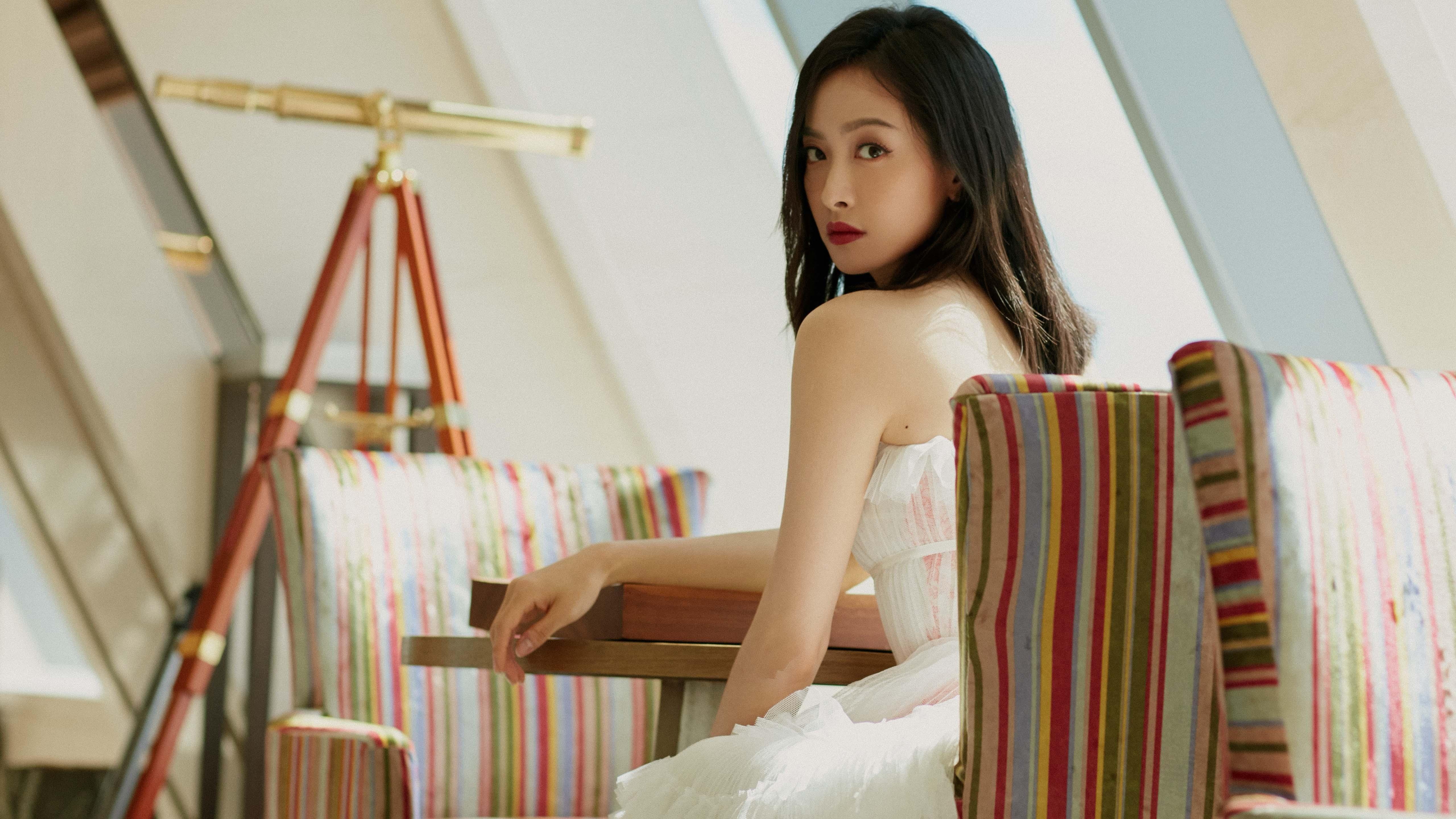 猛龙铁蹄踏碎洛城，英格拉姆炽焰灼穿天际，一种撕裂的双向叙事